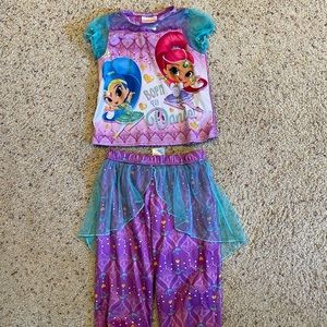 Shimmer and shine pajamas